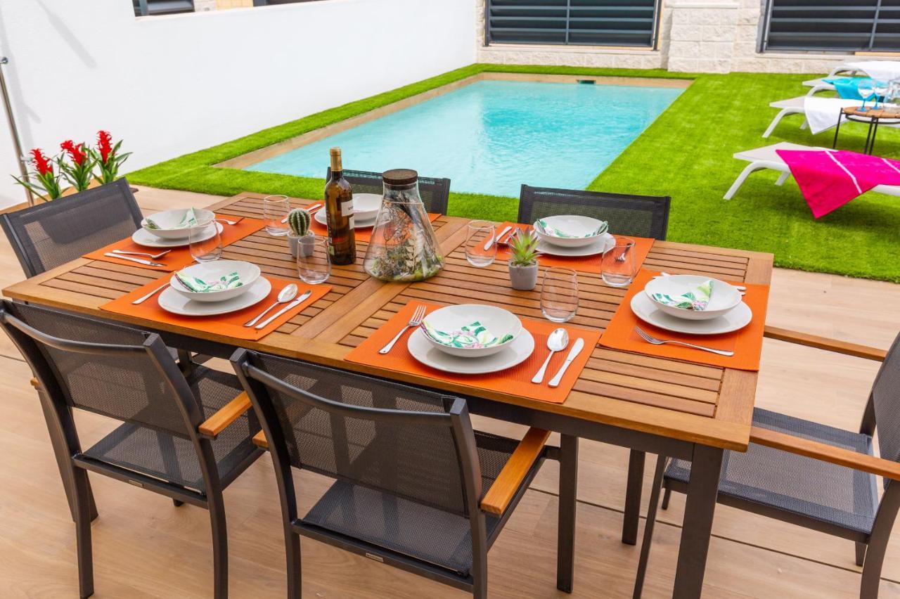 Fidalsa 5 Stars Premium Villa El Campello Exterior photo